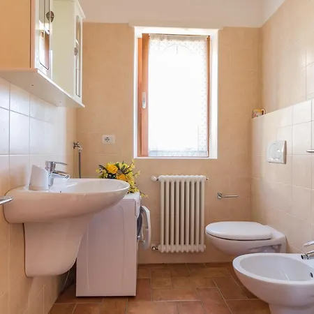 Apartment Alex 2 In Domaso