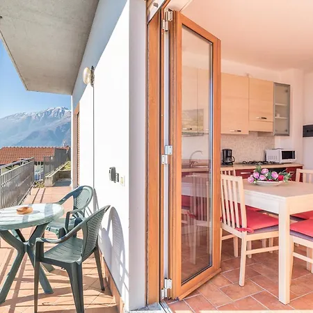 Apartment Alex 2 In Domaso Appartamento *