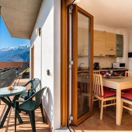 Alex 2 In Appartement Domaso